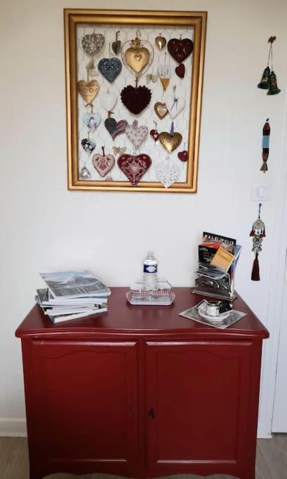 Les Abelias Bed & Breakfast Hauterive  Exterior foto